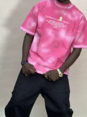 تیشرت لش صورتی