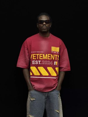 تیشرت طرحدار رنگ قرمز کد 10179