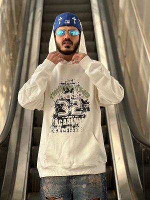 هودی طرحدار سفید کد ۱۰۷۳۴