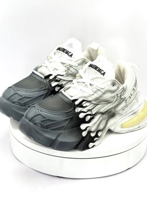 کتونی بالنسیاگا آتیشی رنگ سفیدمشکی کد 3023